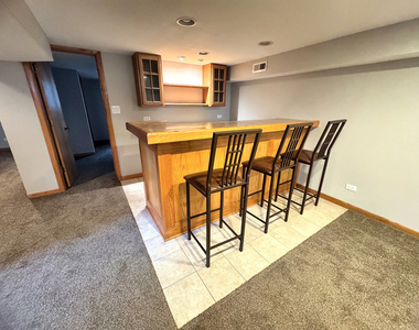 690 N Michigan Street - Photo Thumbnail 10