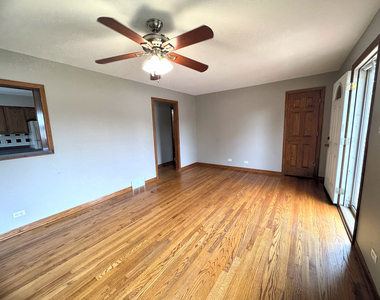 690 N Michigan Street - Photo Thumbnail 1