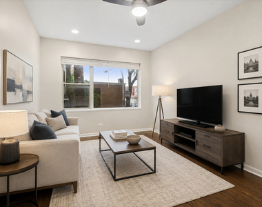 3923 W Ainslie Street - Photo Thumbnail 3