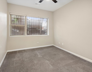 3923 W Ainslie Street - Photo Thumbnail 16