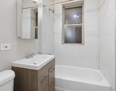 3923 W Ainslie Street - Photo Thumbnail 9