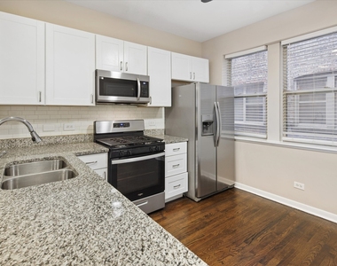 3923 W Ainslie Street - Photo Thumbnail 7