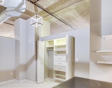 849 N Franklin Street - Photo Thumbnail 16