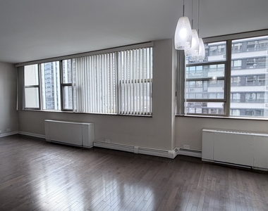 40 E Cedar Street - Photo Thumbnail 5