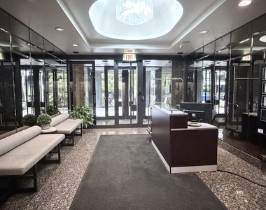 40 E Cedar Street - Photo Thumbnail 17