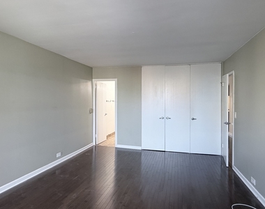 40 E Cedar Street - Photo Thumbnail 13