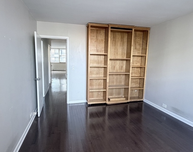 40 E Cedar Street - Photo Thumbnail 16