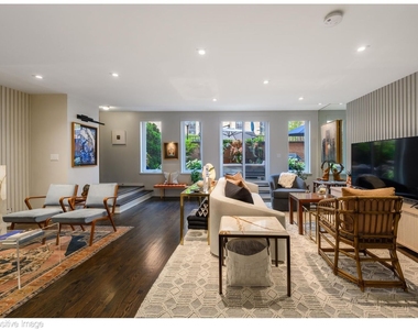 1660 N Hudson Avenue - Photo Thumbnail 4
