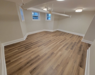 6422 N Richmond Street - Photo Thumbnail 4