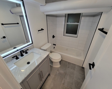 6422 N Richmond Street - Photo Thumbnail 16