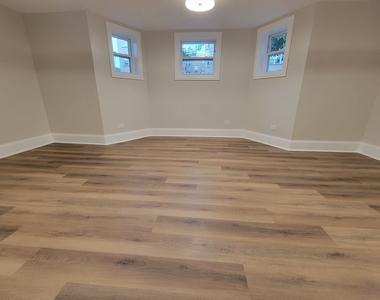 6422 N Richmond Street - Photo Thumbnail 1