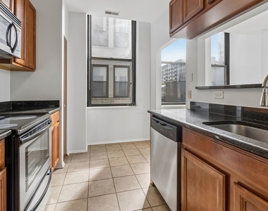 740 S Federal Street - Photo Thumbnail 7