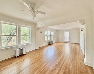 2809 W Lunt Avenue - Photo Thumbnail 8