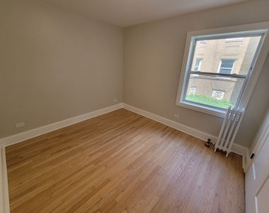 6422 N Richmond Street - Photo Thumbnail 6