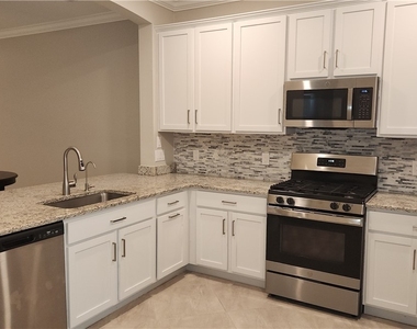 15090 Cortona Way - Photo Thumbnail 2