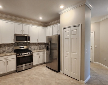 15090 Cortona Way - Photo Thumbnail 3