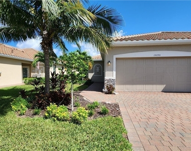 15090 Cortona Way - Photo Thumbnail 27
