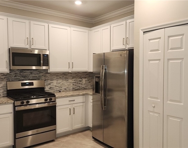 15090 Cortona Way - Photo Thumbnail 23
