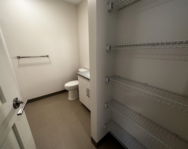 409 Elm - Photo Thumbnail 18