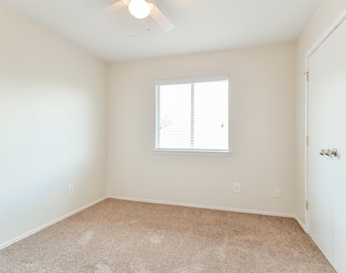 20235 Sandwith Drive - Photo Thumbnail 10