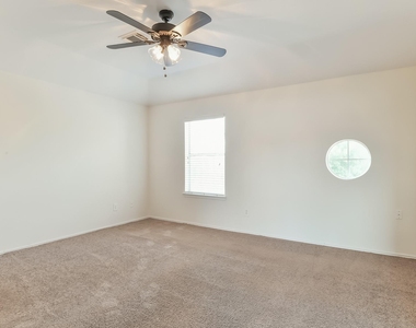 20235 Sandwith Drive - Photo Thumbnail 9