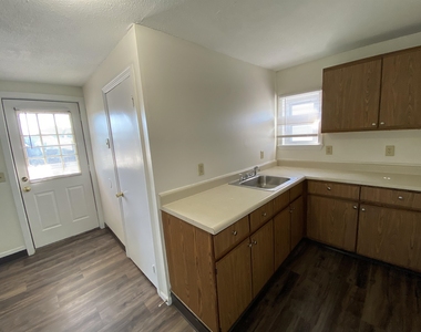 191 Turner - Photo Thumbnail 3