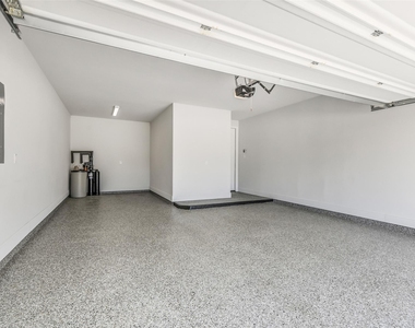 10106 Lehman Drive - Photo Thumbnail 42