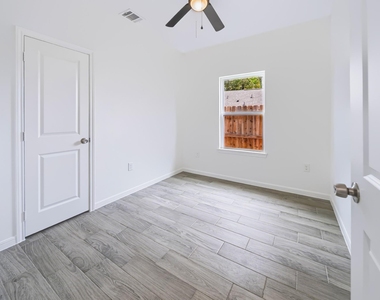 16686 E Lynbrook - Photo Thumbnail 6