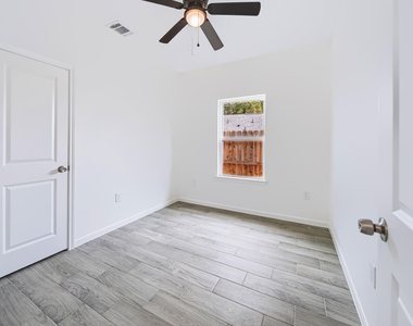 16686 E Lynbrook - Photo Thumbnail 7