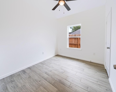 16686 E Lynbrook - Photo Thumbnail 9