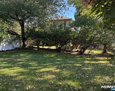 1118 Edgewood - Photo Thumbnail 31