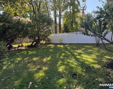 1118 Edgewood - Photo Thumbnail 34