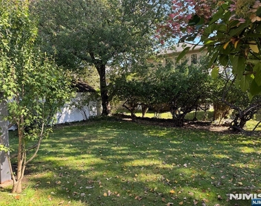 1118 Edgewood - Photo Thumbnail 32