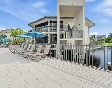 788 Park Shore Drive - Photo Thumbnail 25