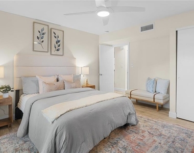 788 Park Shore Drive - Photo Thumbnail 14