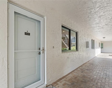 788 Park Shore Drive - Photo Thumbnail 26