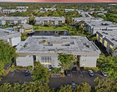 788 Park Shore Drive - Photo Thumbnail 24