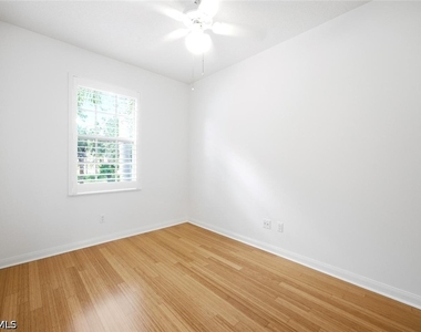 5729 Cove Circle - Photo Thumbnail 20