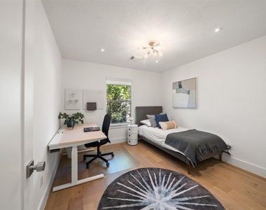 258 Sentry Maple Place - Photo Thumbnail 13