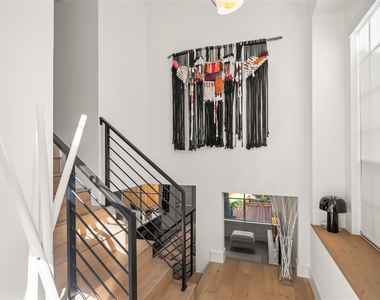 258 Sentry Maple Place - Photo Thumbnail 10