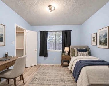 10302 Bushy Creek Drive - Photo Thumbnail 22