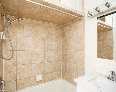 524 97th Avenue N - Photo Thumbnail 6