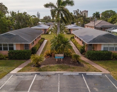 524 97th Avenue N - Photo Thumbnail 8