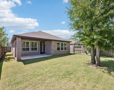 21902 Lake Whitney Court - Photo Thumbnail 13