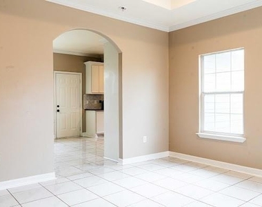 14910 Indian Hill Trail - Photo Thumbnail 12