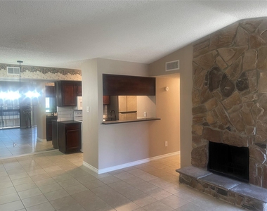 17331 Red Oak Drive - Photo Thumbnail 5