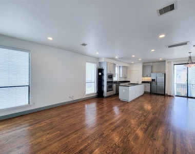 1432 Ennis Street - Photo Thumbnail 15