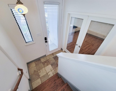 1432 Ennis Street - Photo Thumbnail 21