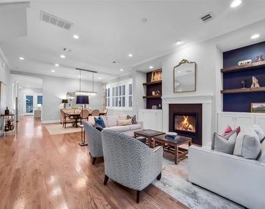 310 W 18th Street - Photo Thumbnail 6