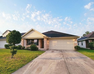 11414 Harbour Lake Court - Photo Thumbnail 1